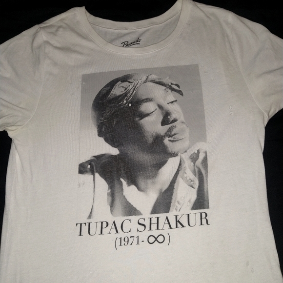 Tupac Shakur graphic t shirt - Picture 1 of 2